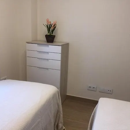 Nuevo Moderno Elisa - A 80 Metros De La Playa 5 Personas *