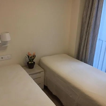 Nuevo Moderno Elisa - A 80 Metros De La Playa 5 Personas *